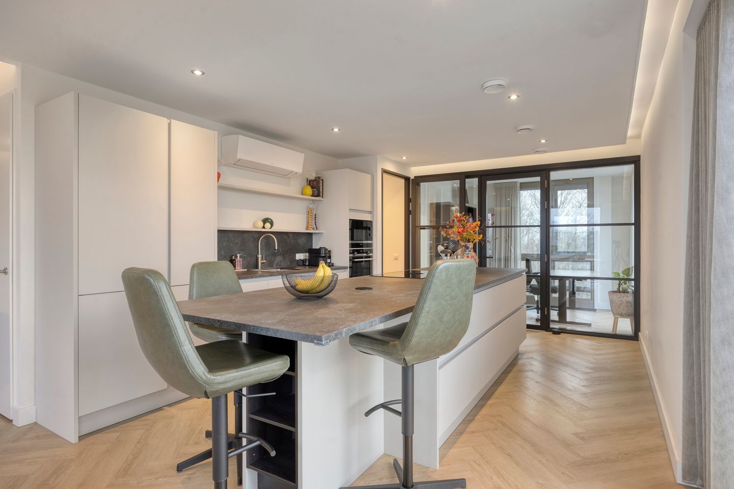 Photo 4 of Dijkmanshuizenstraat 279