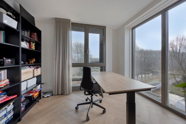 Photo 22 of Dijkmanshuizenstraat 279