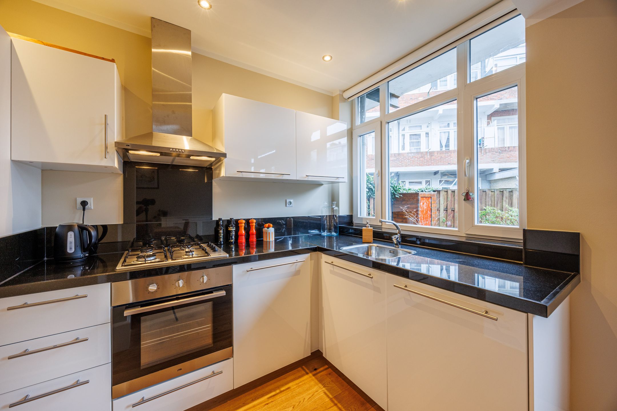 Foto 6 van Nunspeetlaan 497