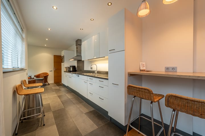 Photo 17 of Prinses Irenestraat 25