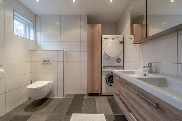 Photo 24 of Prinses Irenestraat 25