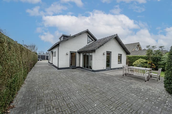 Photo 35 of Prinses Irenestraat 25