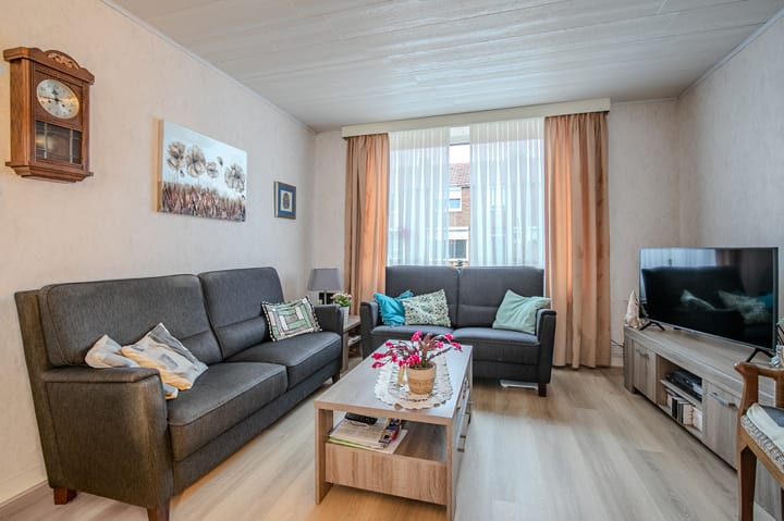 Photo 5 of Dr. Philipsstraat 59