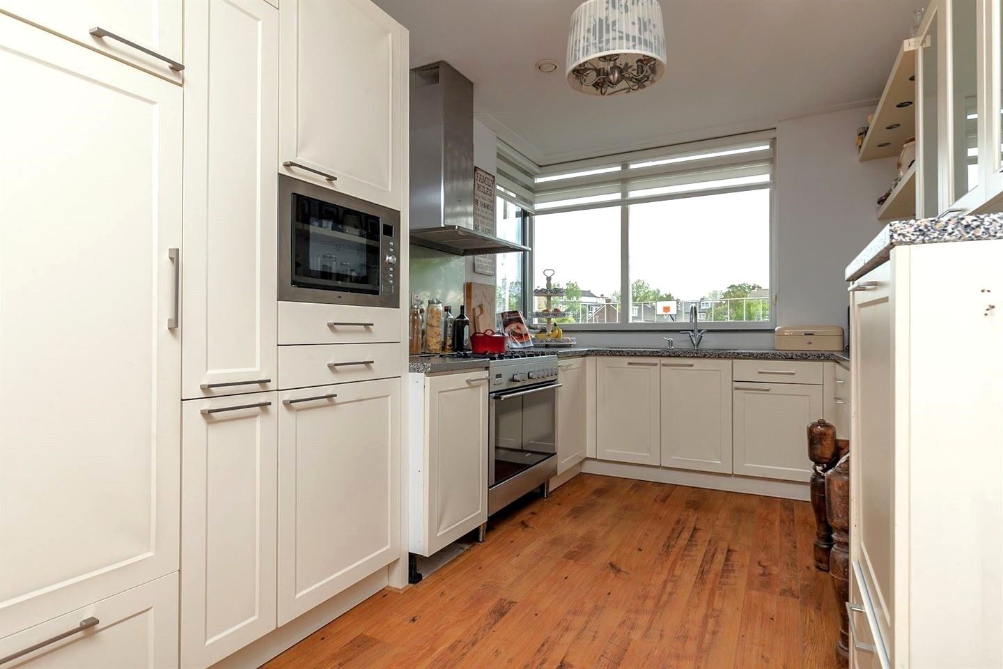 Foto 12 van Salamander 105