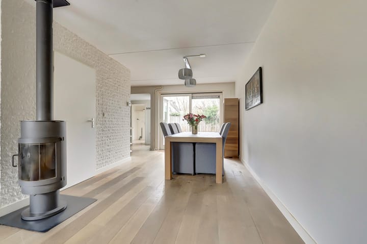 Photo 6 of Rosenburglaan 38