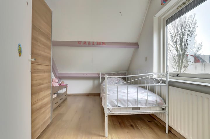 Photo 16 of Rosenburglaan 38