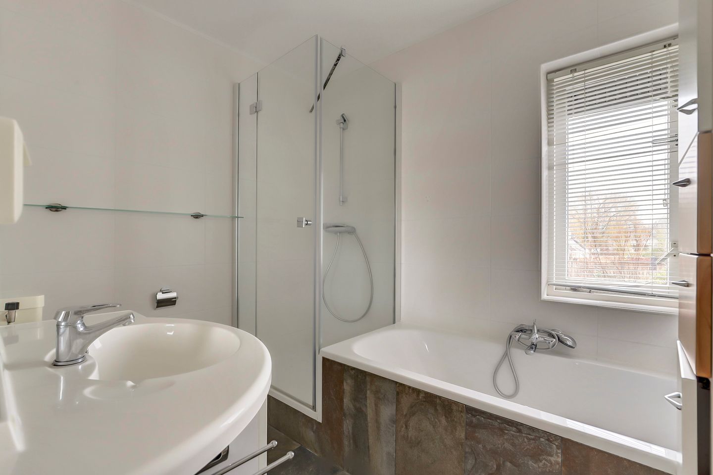 Foto 20 van Rosenburglaan 38