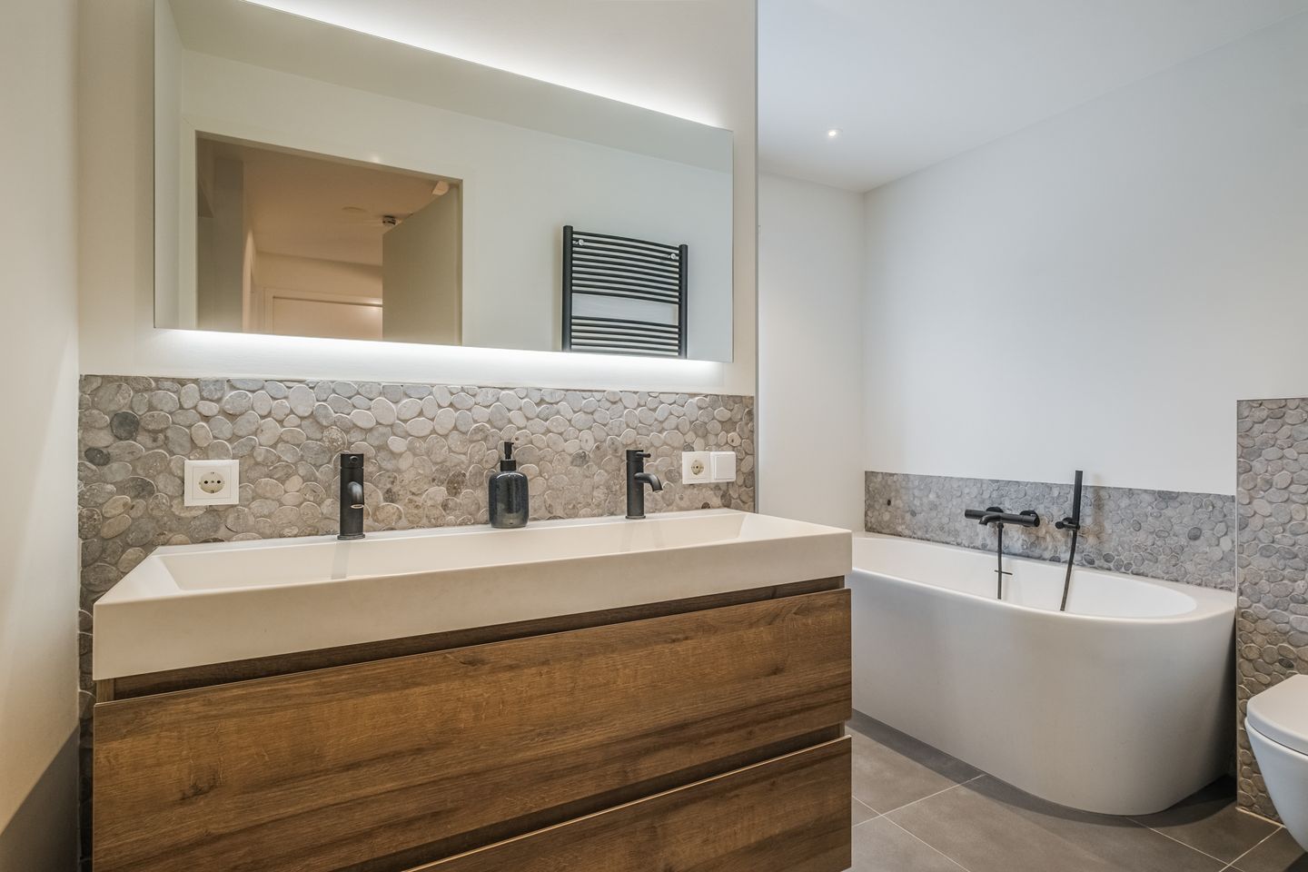 Foto 4 van Jan van Eyckgracht 128