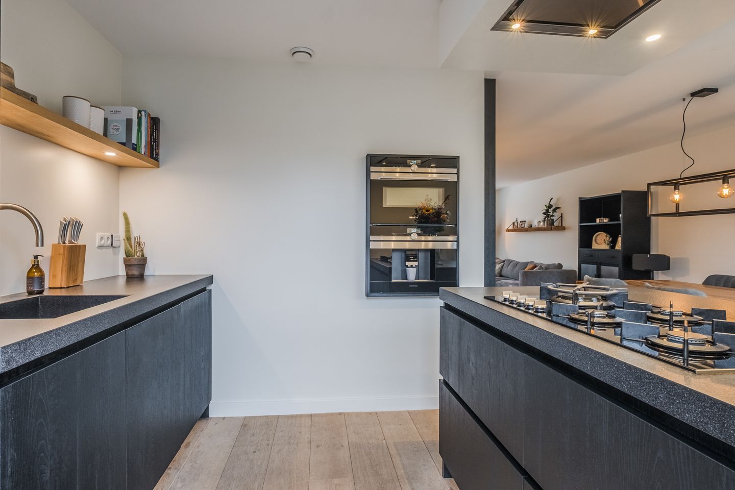 Foto 19 van Jan van Eyckgracht 128