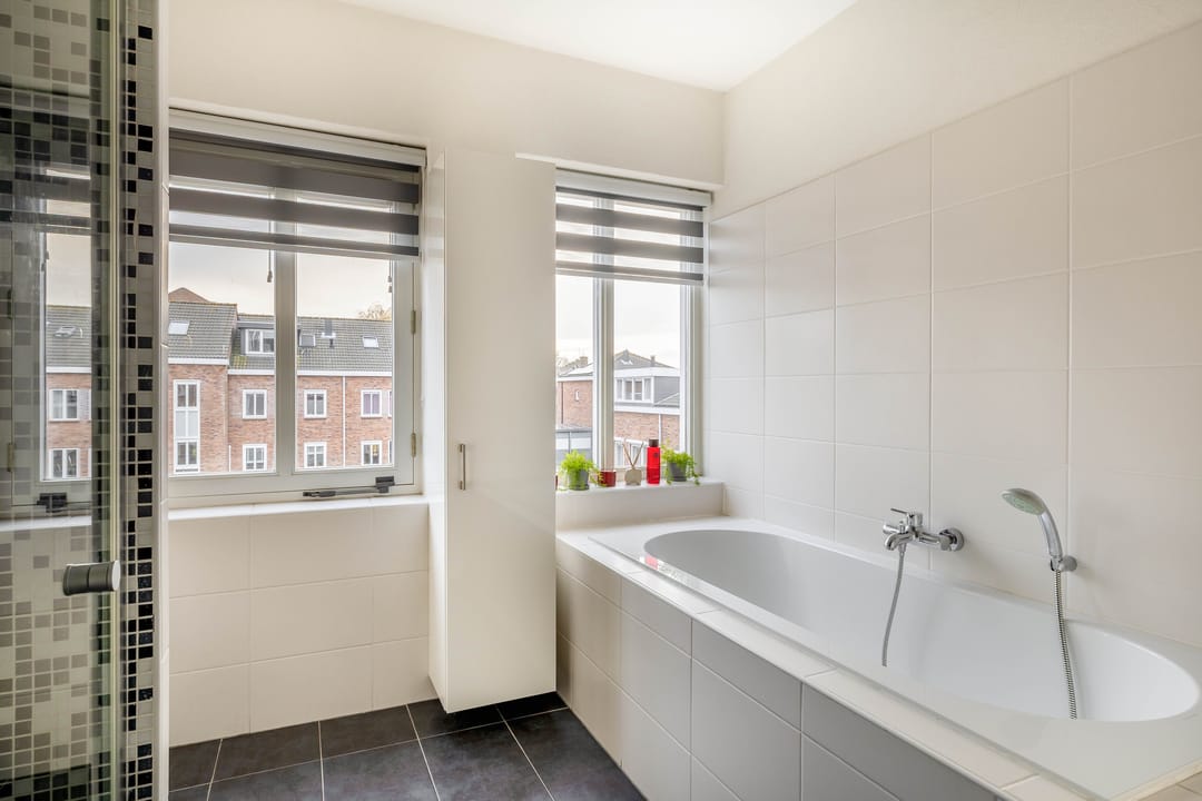 Foto 32 van Jan Campertlaan 39