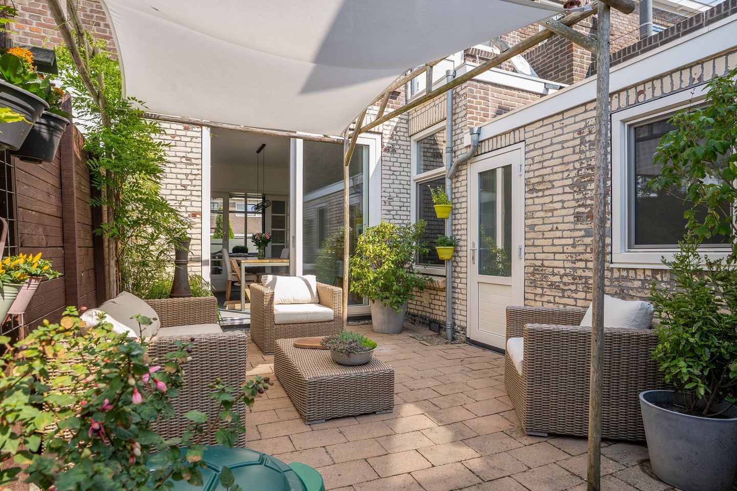 Photo 44 of Bleeklaan 106