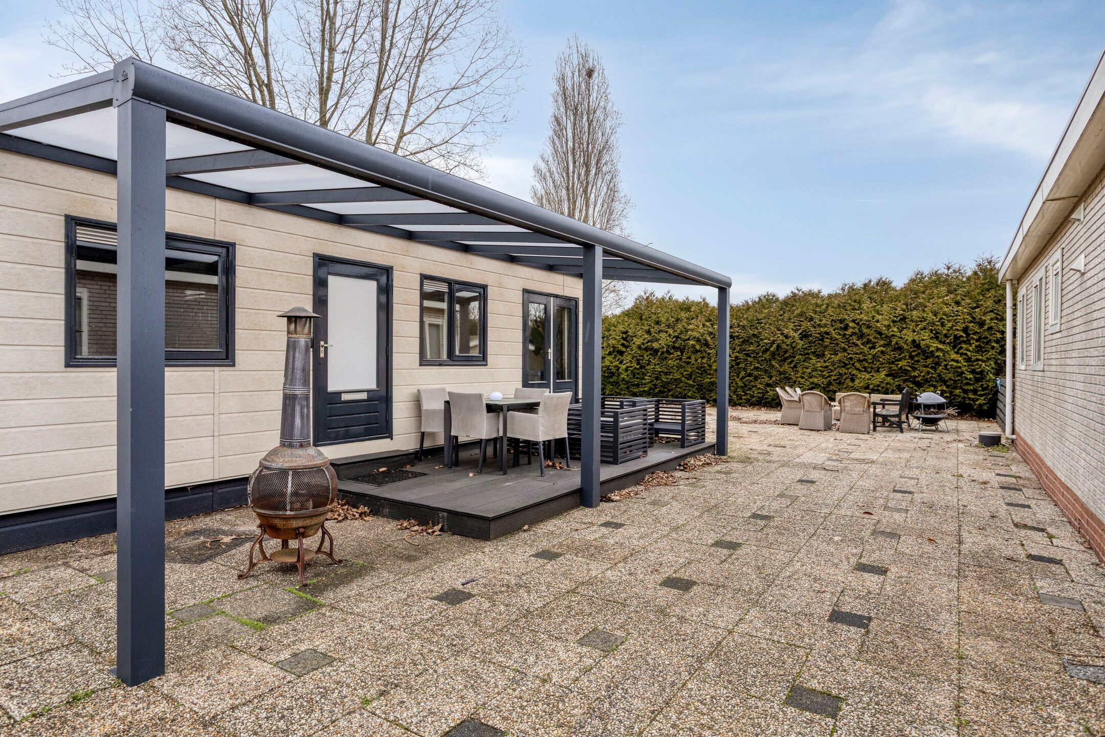 2-bedroom freehold villa in Dordrecht — photo 4 of 5