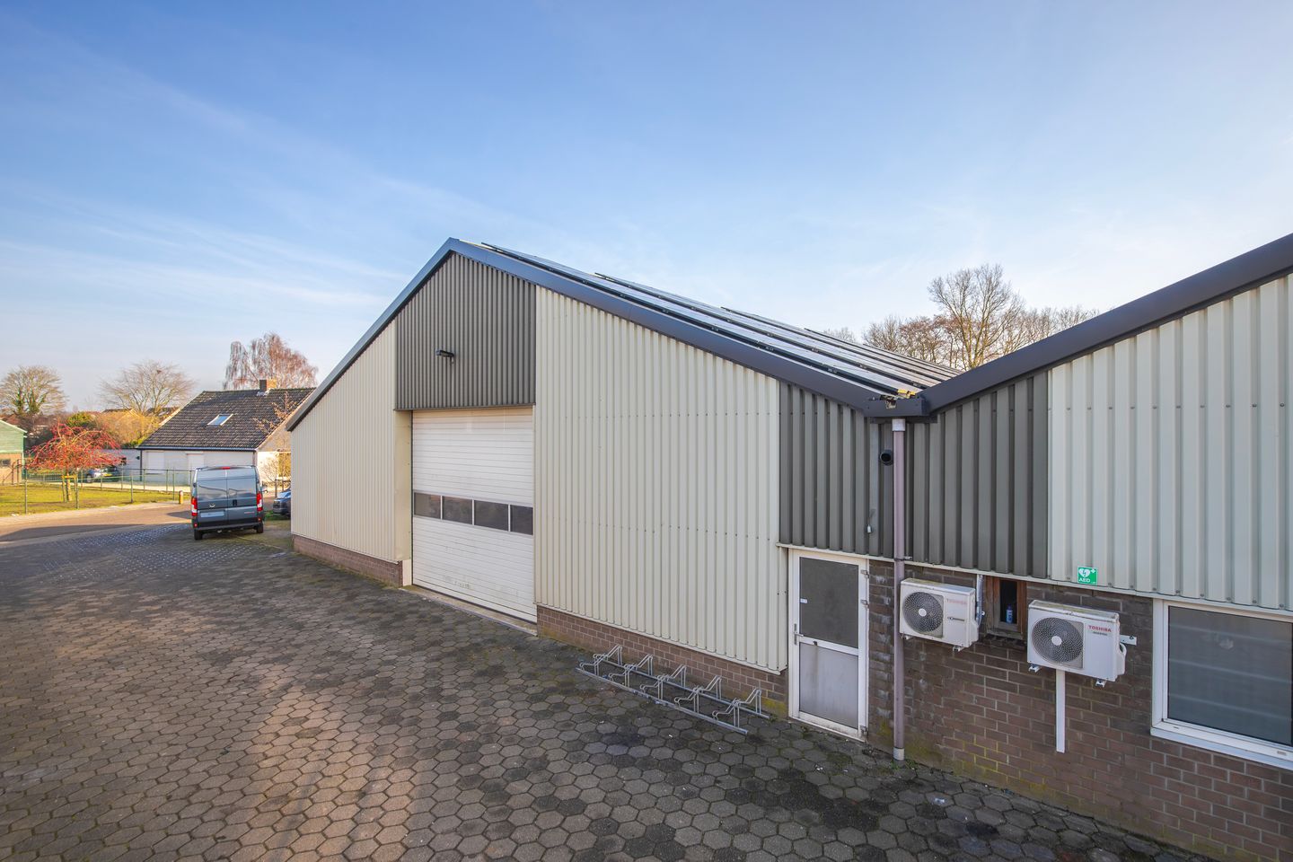 View photo 2 of Knoppersweg 9