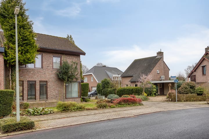 Photo 5 of Meendaal 206