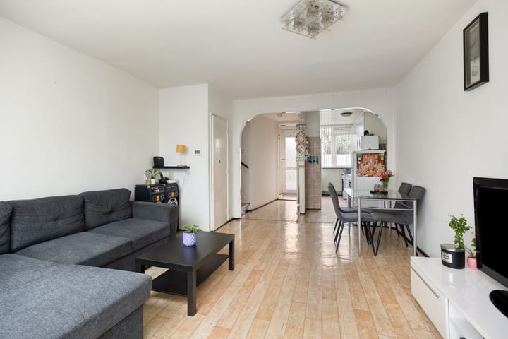 Photo 4 of Desdemonastraat 131