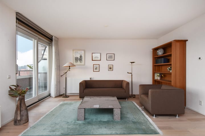 Photo 9 of Van Hogenhoucklaan 95-P