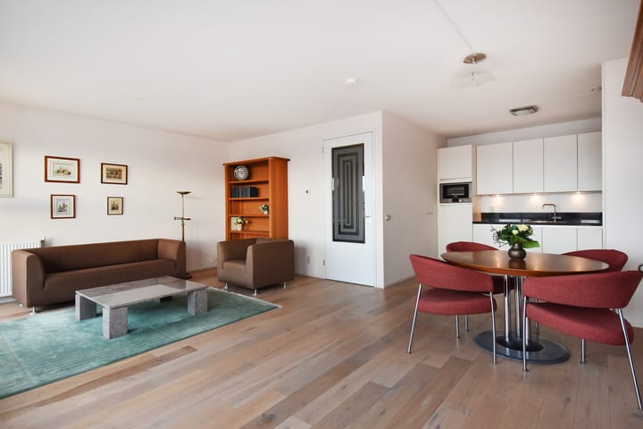 Photo 12 of Van Hogenhoucklaan 95-P