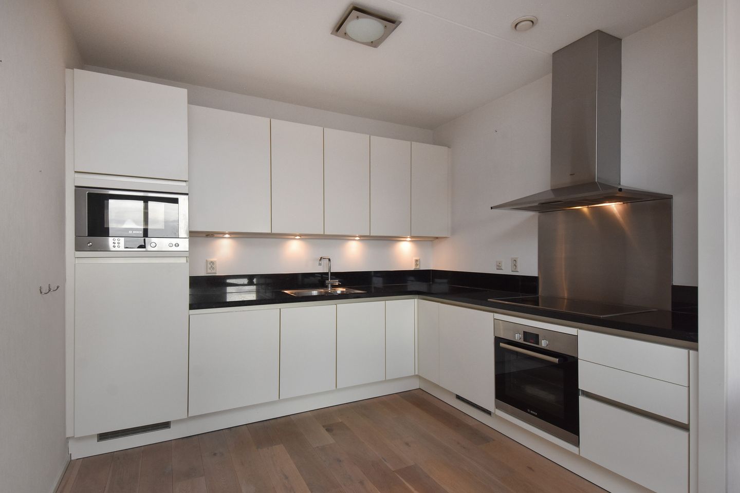 Foto 14 van Van Hogenhoucklaan 95-P