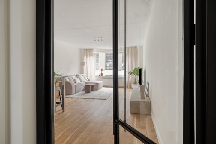 Foto 3 van Burgemeester Loeffplein 110