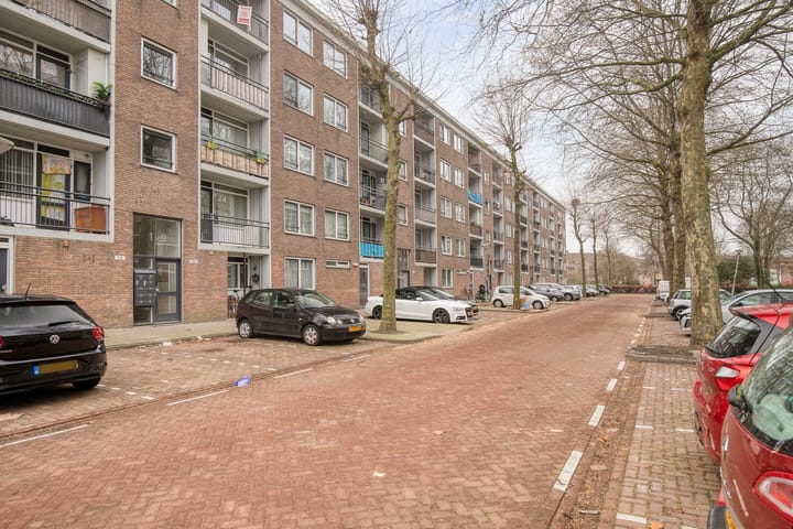 Photo 24 of Kennemerduinstraat 8