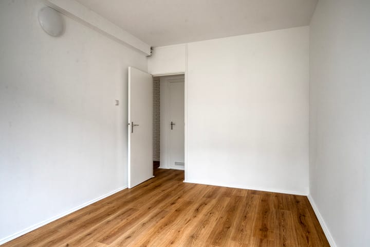 Photo 16 of Kennemerduinstraat 8