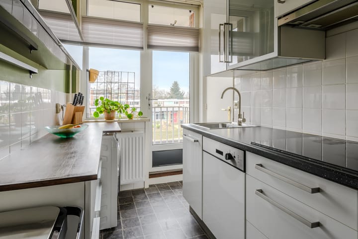 Foto 15 van Newtonstraat 72