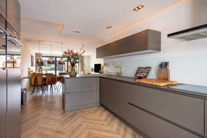 Foto 2 van Azorenweg 34