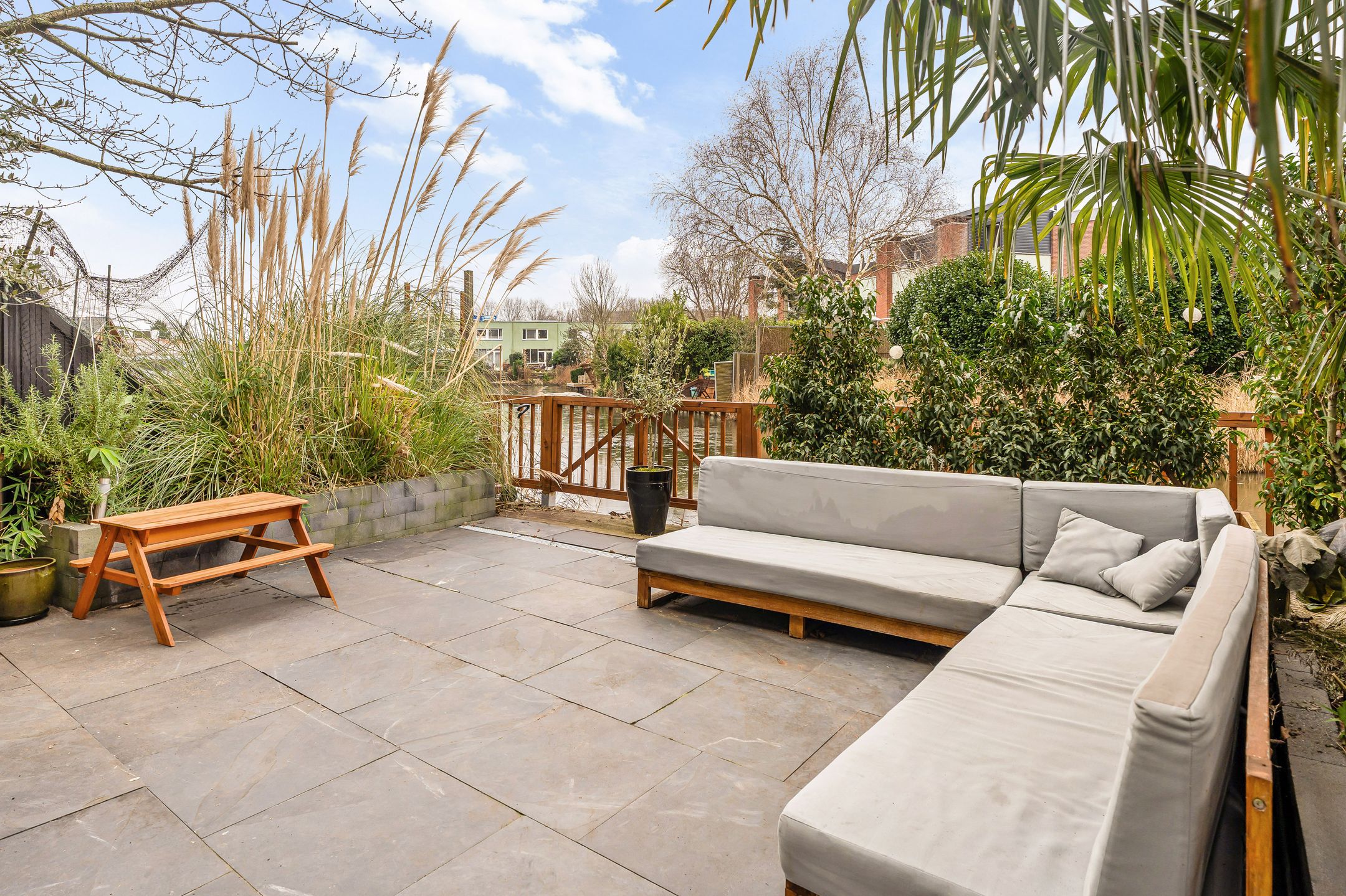 Foto 3 van Zuideinde 244