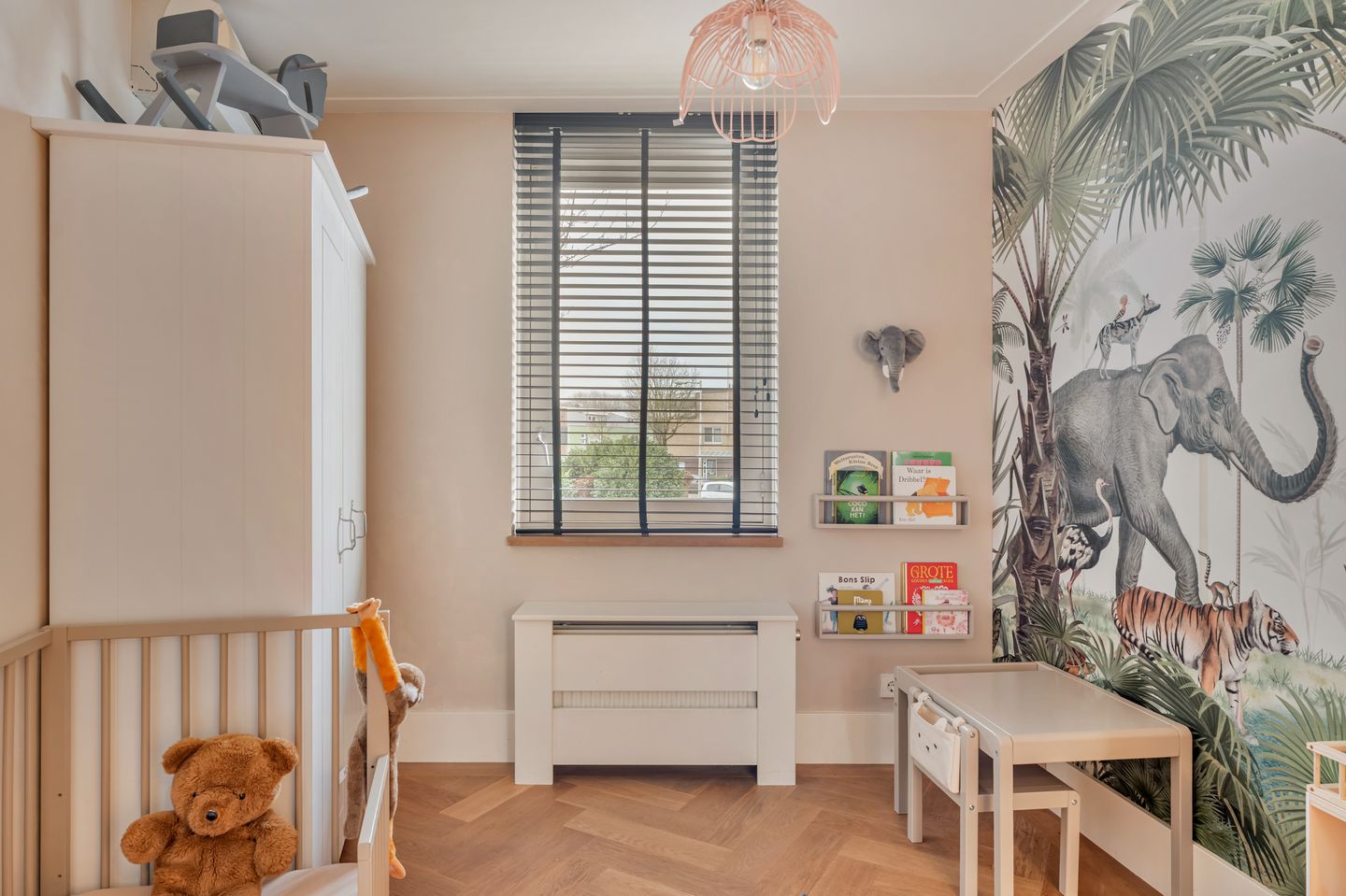 Foto 25 van Zuideinde 244