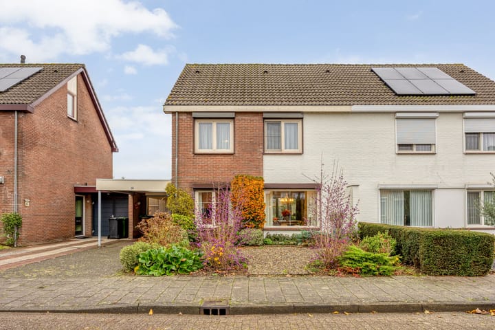 Photo 2 of Clausstraat 44