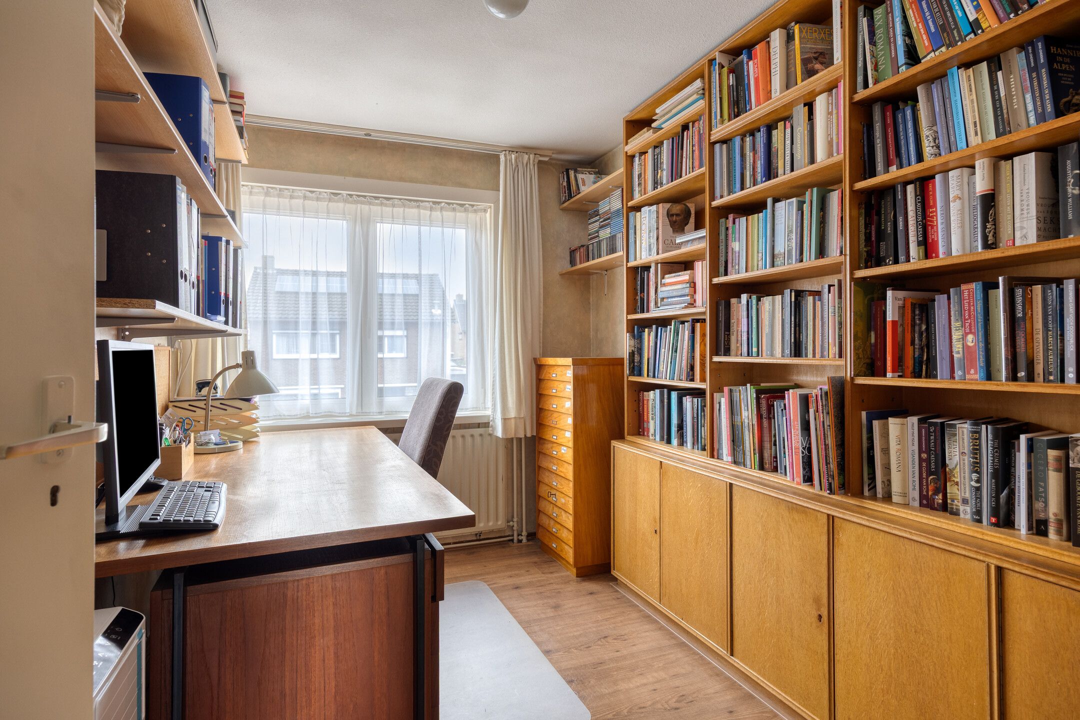 Photo 21 of Clausstraat 44