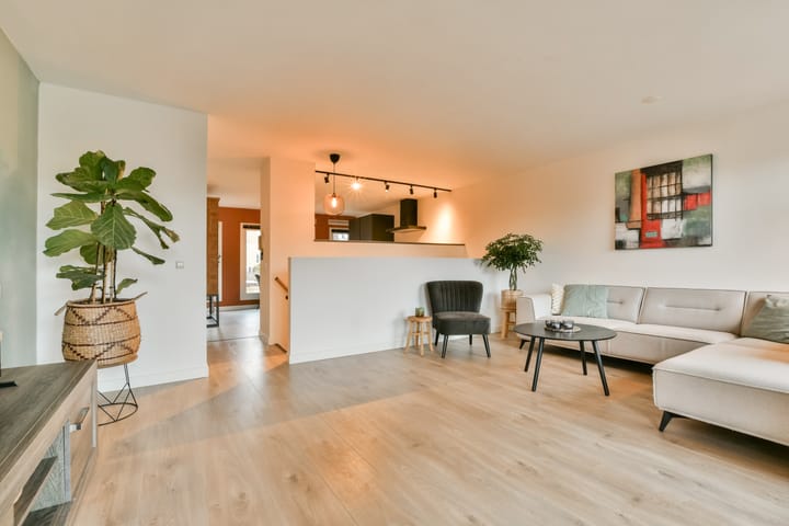 Photo 3 of Verzetsplein 48