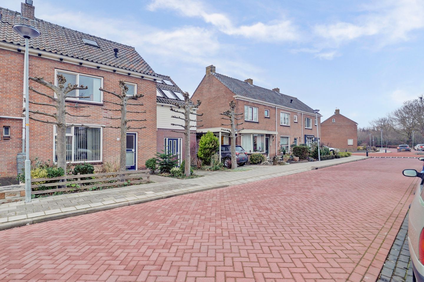 Photo 4 of Esdoornlaan 18