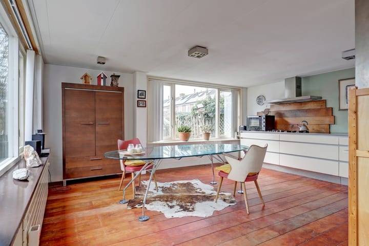 Photo 2 of Esdoornlaan 18