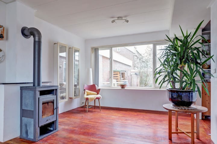 Photo 8 of Esdoornlaan 18