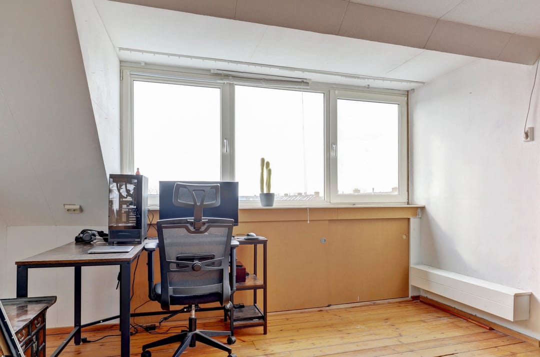 Photo 23 of Esdoornlaan 18