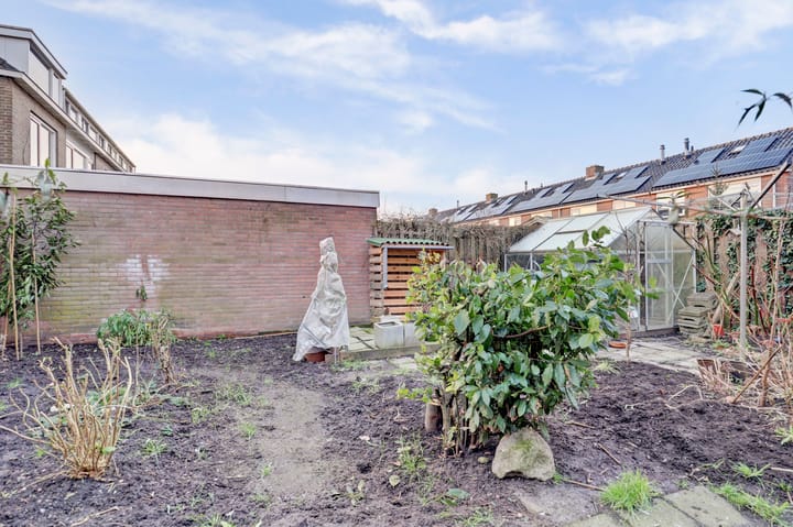 Photo 14 of Esdoornlaan 18