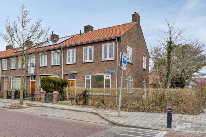 De Ruyterstraat 55