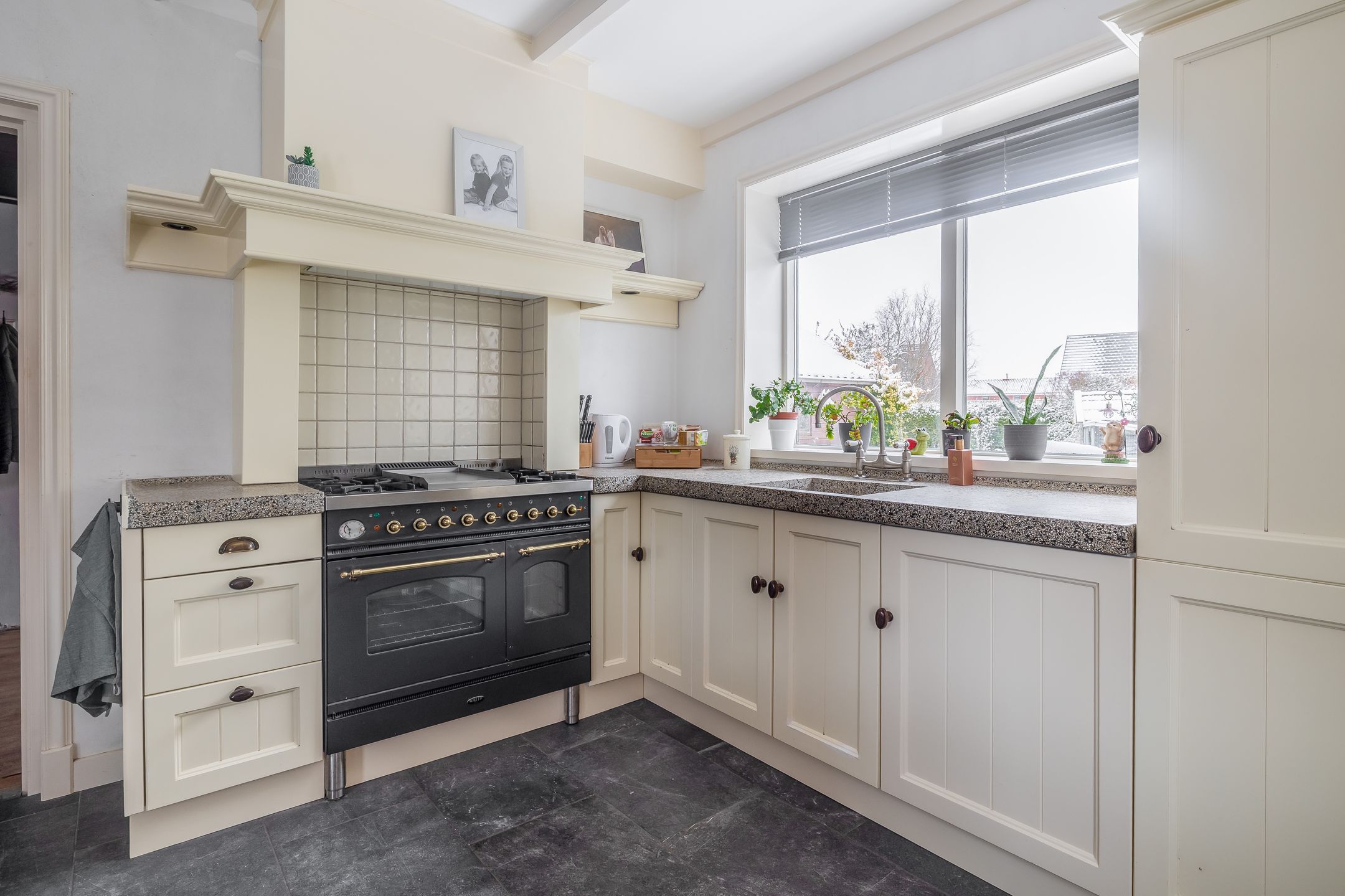 Foto 12 van Meidoornweg 20