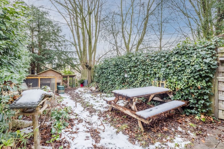 Photo 29 of Heeskesacker 1421