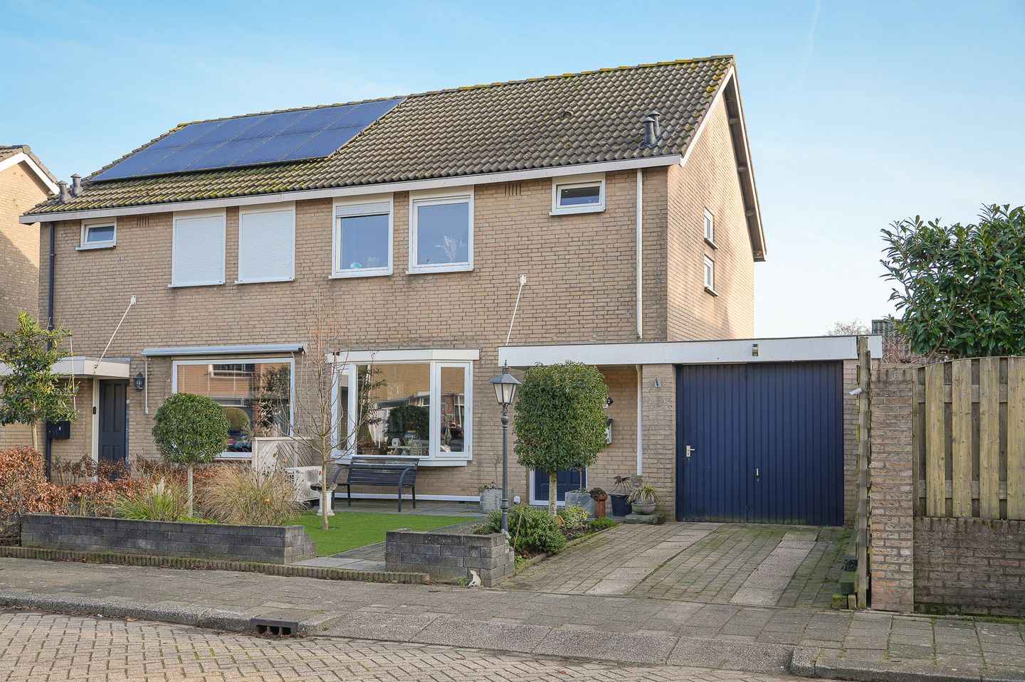 Photo 1 of Kollumerlandstraat 2