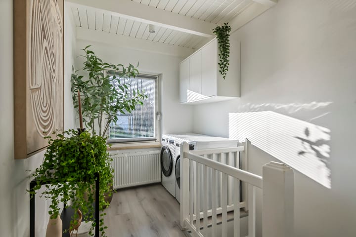 Photo 24 of Prins Bernhardstraat 7