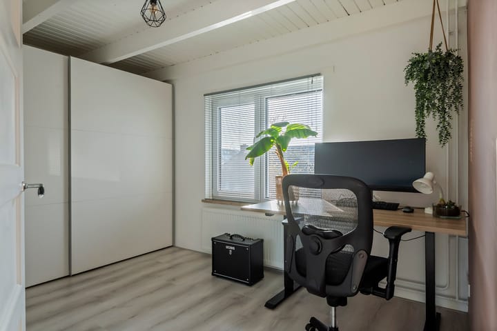 Photo 27 of Prins Bernhardstraat 7