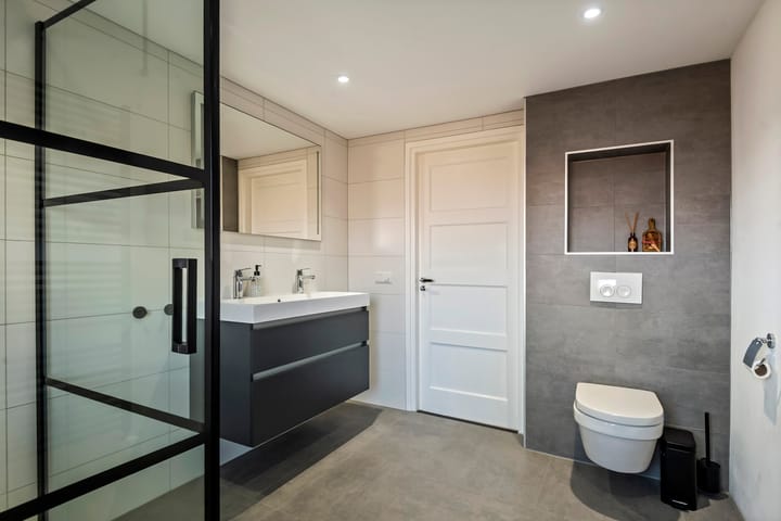 Photo 30 of Prins Bernhardstraat 7