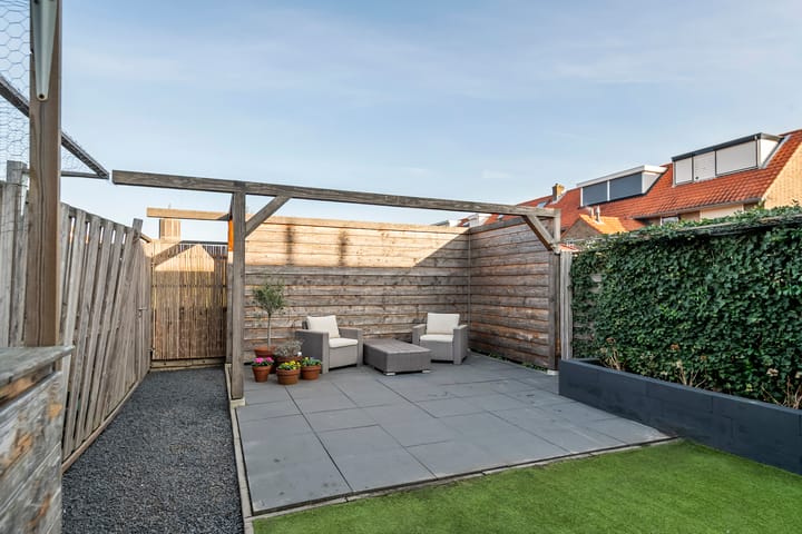 Photo 38 of Prins Bernhardstraat 7