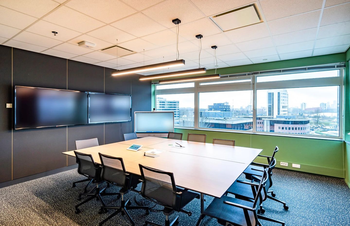 View photo 4 of Rivium Westlaan 140-142