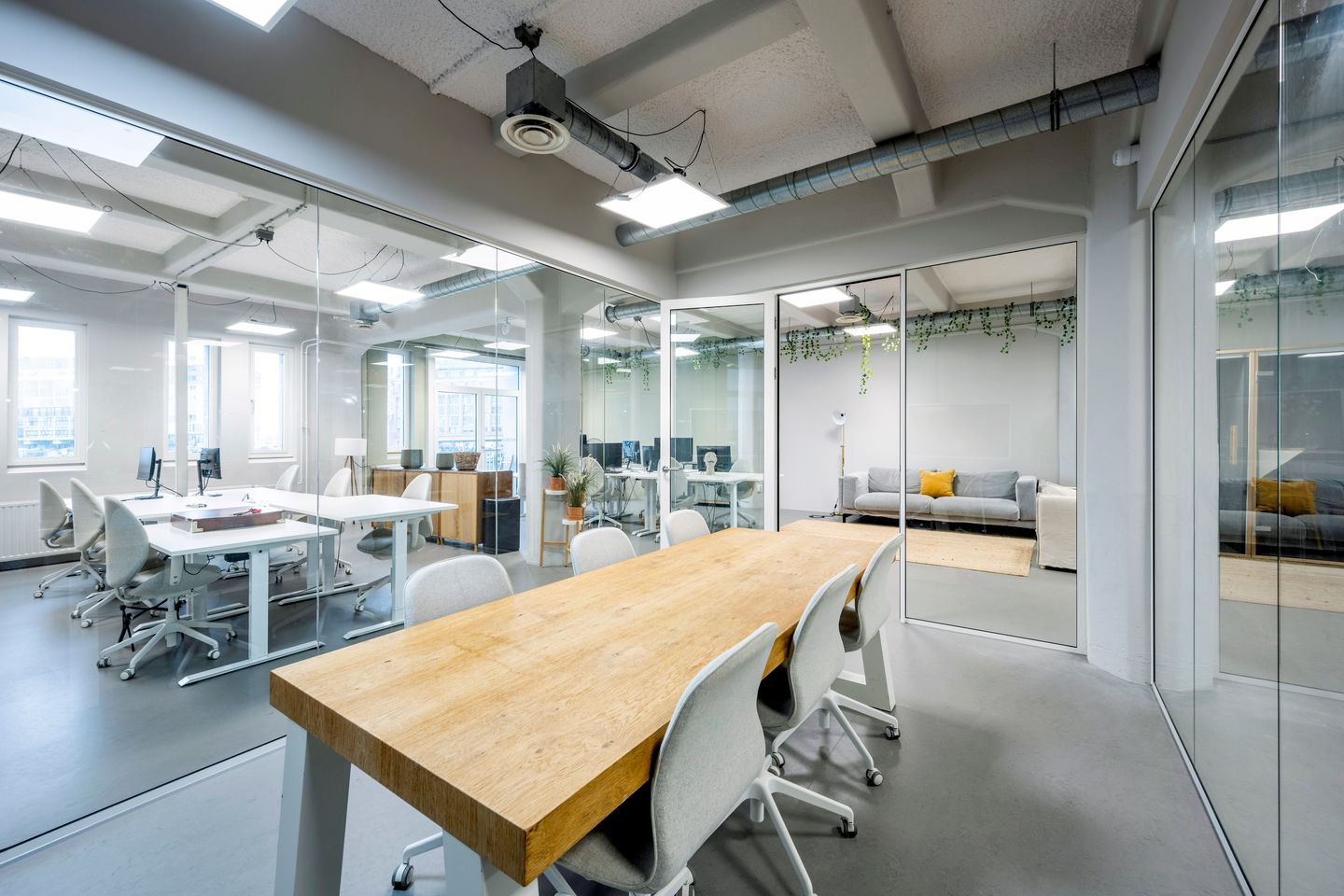 Bekijk foto 5 van Van Diemenstraat 20-200