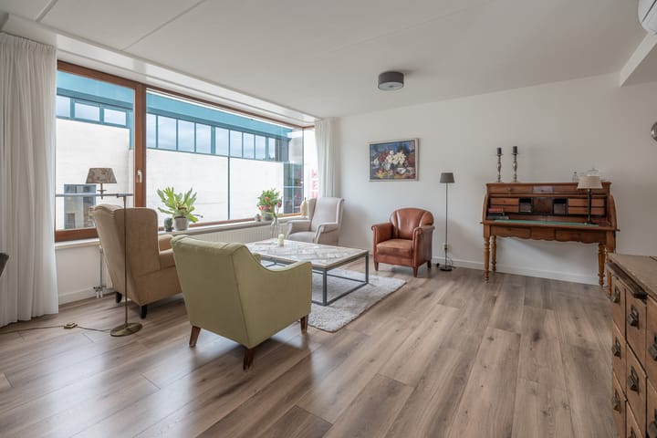 Foto 8 van Raadhuisplein 41-B