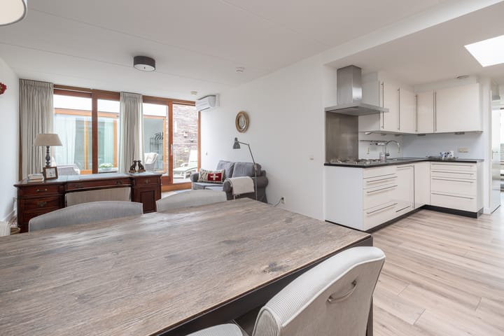 Foto 18 van Raadhuisplein 41-B