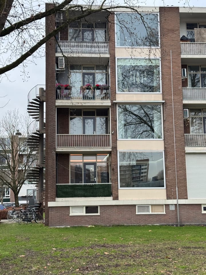 Photo 2 of Schrijverspark 175